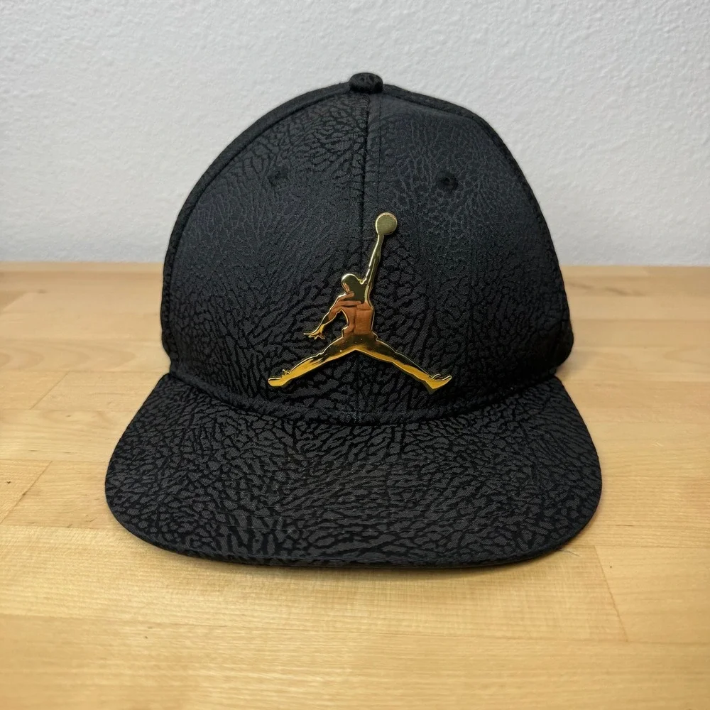 Jordan Youth Black Elephant Print Snapback Hat Gold Jumpman Logo 1623-429 316